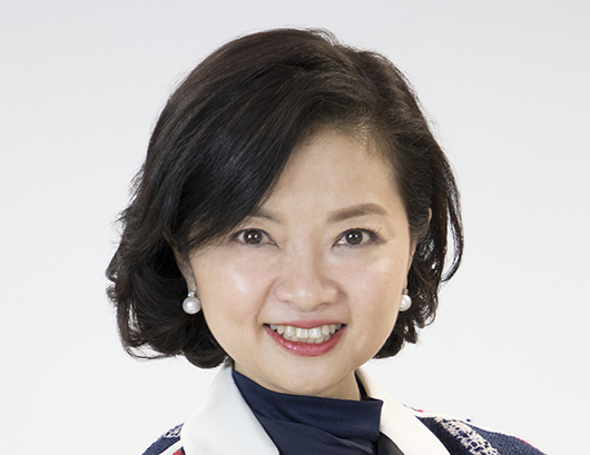 Mrs Christine Ip 